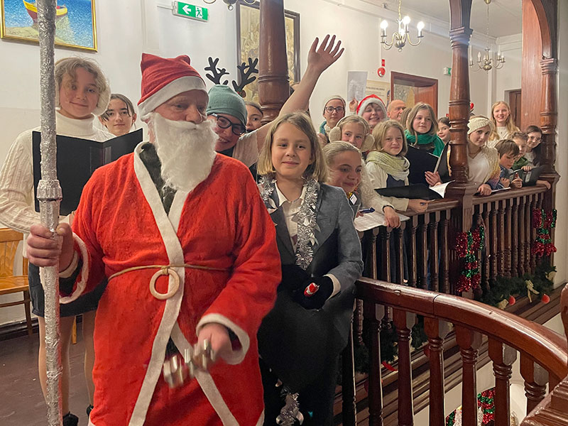 Koncert Zimowy w wykonaniu szkolnego chóru